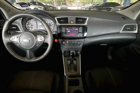 Used 2017 Nissan Sentra SV image 14