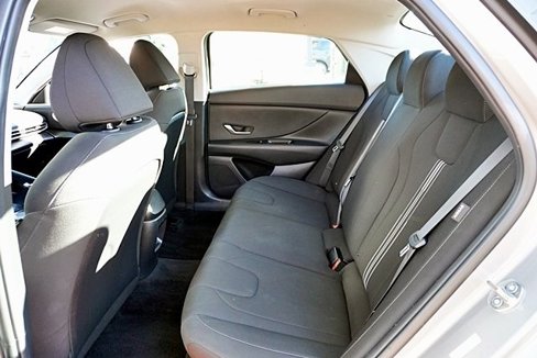 Certified 2024 Hyundai Elantra SEL image 15