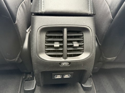 Used 2021 Jeep Cherokee Latitude Plus w/ Sun & Sound Group image 22