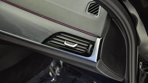 Certified 2023 BMW 530i w/ Premium Package image 16