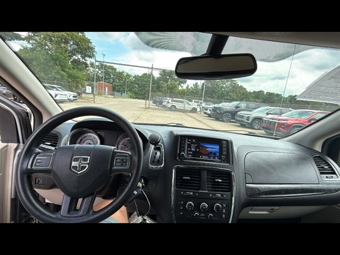 Used 2019 Dodge Grand Caravan SE image 10
