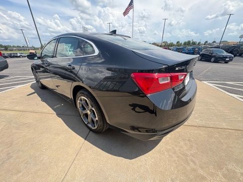 Used 2024 Chevrolet Malibu LT image 4