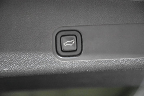 Used 2011 Cadillac Escalade ESV Premium image 24