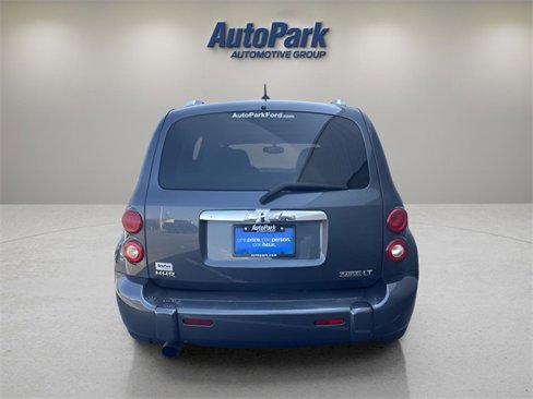 Used 2010 Chevrolet HHR LT w/ LT Preferred Equipment Group image 5
