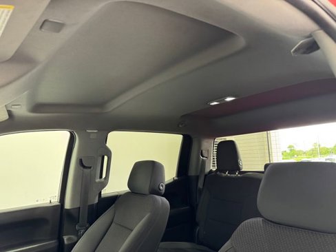 Used 2020 Chevrolet Silverado 1500 Custom w/ Custom Value Package image 5