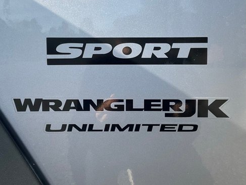 Used 2018 Jeep Wrangler Unlimited Sport S image 23