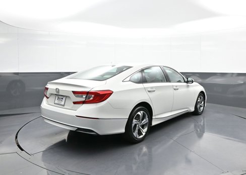 Certified 2019 Honda Accord EX image 6