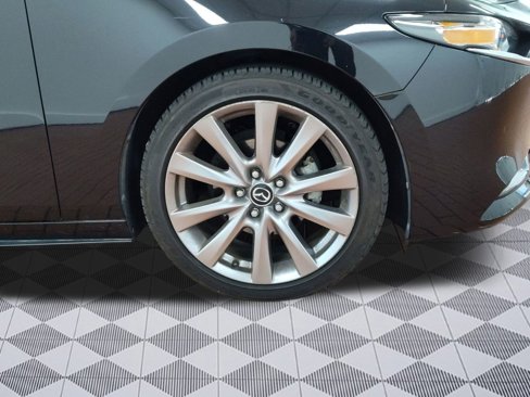 Used 2019 MAZDA MAZDA3 Sedan w/ Select Package image 11