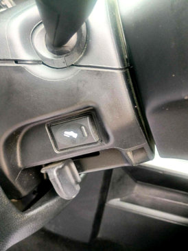 Used 2015 RAM 1500 Sport w/ Comfort Group image 19