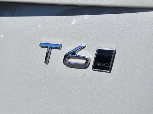 Certified 2022 Volvo XC90 T6 Inscription w/ Advanced Package image 17