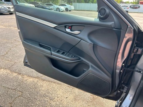 Used 2019 Honda Civic Sport image 23