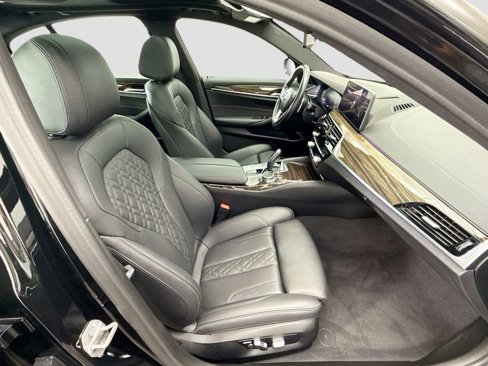 Used 2021 BMW 530i image 19