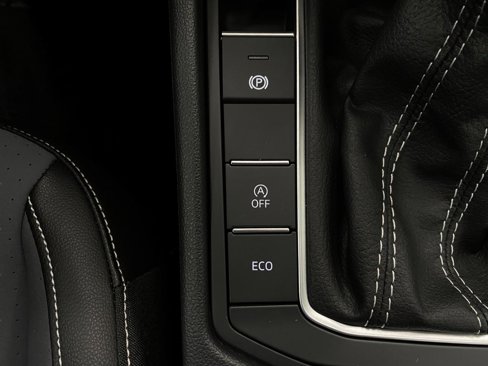 New 2025 Volkswagen Jetta SE image 24