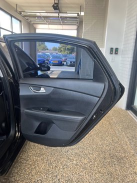 Used 2021 Kia Forte LX image 15