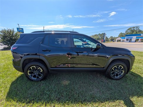 New 2026 Chevrolet Equinox ACTIV w/ Convenience Package III image 3