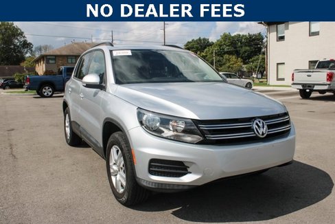 Used 2017 Volkswagen Tiguan S image 2