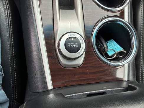 Used 2013 Nissan Pathfinder SL image 13