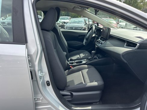 Used 2024 Toyota Corolla LE image 15
