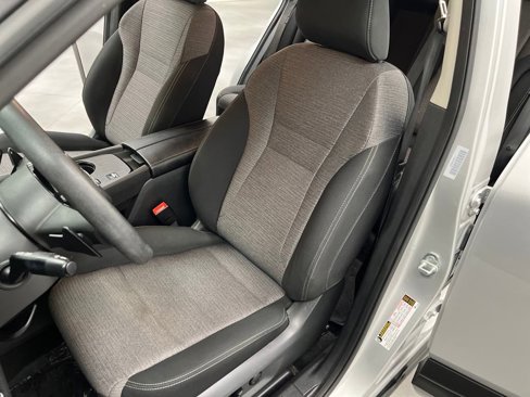 Used 2023 Nissan Rogue SV image 9