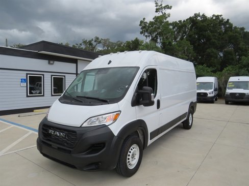 Used 2025 RAM ProMaster 2500 w/ Storage Group image 3