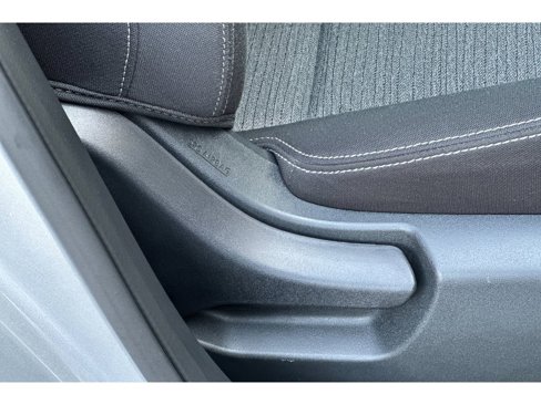 Used 2022 Nissan Rogue SV image 22