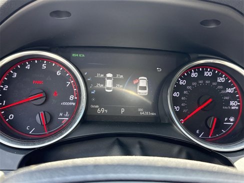 Used 2018 Toyota Camry XSE image 10