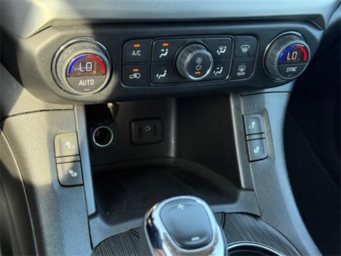 Certified 2019 GMC Acadia SLT image 19