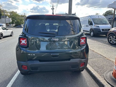 Used 2021 Jeep Renegade Sport image 4