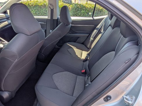 Used 2024 Toyota Camry LE image 15