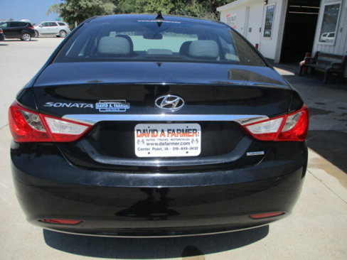 Used 2011 Hyundai Sonata Limited w/ Navigation Pkg 5 image 5