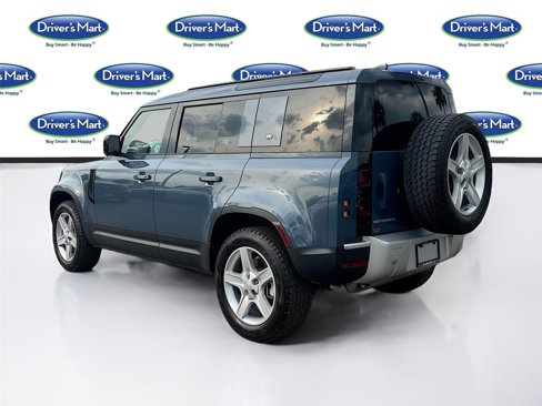 Used 2022 Land Rover Defender 110 SE image 6