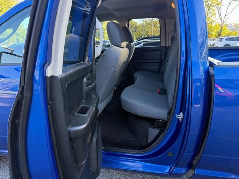 Used 2017 RAM 1500 Express image 10