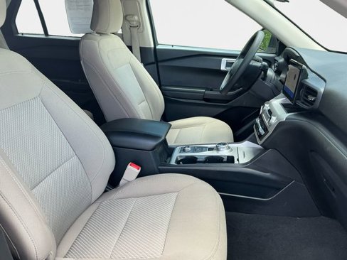 Used 2022 Ford Explorer 4WD image 15
