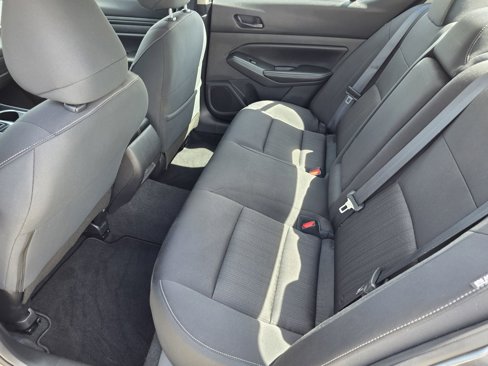 Used 2024 Nissan Altima 2.5 SV image 17