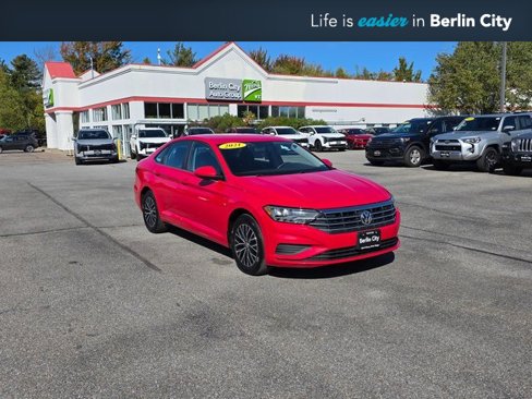 Used 2021 Volkswagen Jetta S image 1