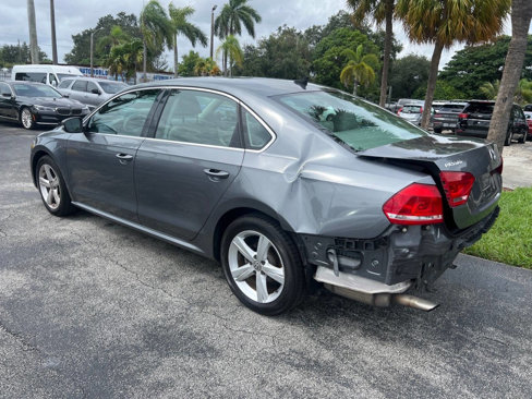 Used 2015 Volkswagen Passat 1.8T Limited Edition image 7