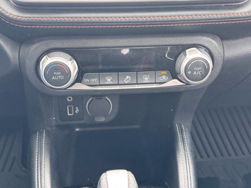 Used 2018 Nissan Kicks SR w/ Exterior Electronics Package image 8