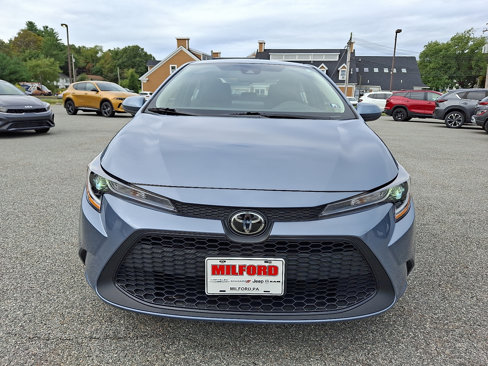 Used 2022 Toyota Corolla LE image 3