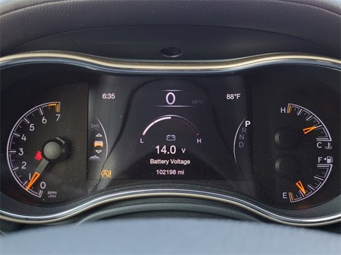Used 2017 Jeep Grand Cherokee Overland image 18