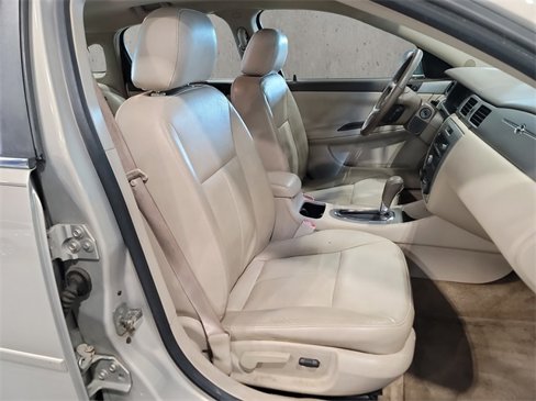 Used 2008 Chevrolet Impala LT w/ Luxury Edition Package image 21