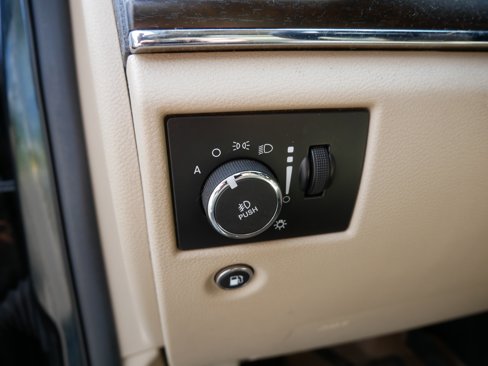 Used 2014 Jeep Grand Cherokee Limited image 25