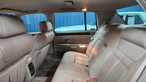 Used 1999 Cadillac De Ville Concours image 20