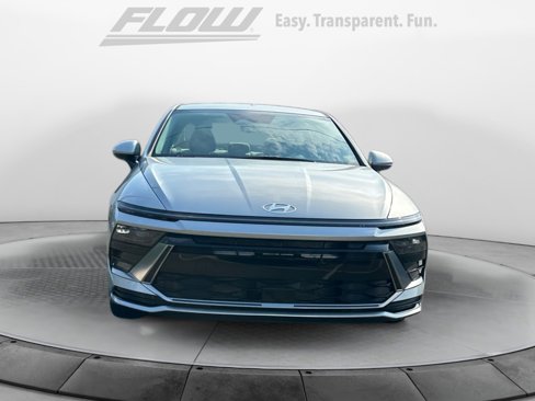 Used 2024 Hyundai Sonata SEL image 2