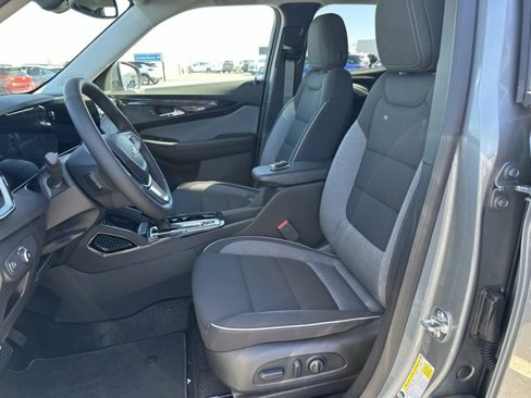 New 2025 Chevrolet TrailBlazer LT w/ Convenience Package image 8
