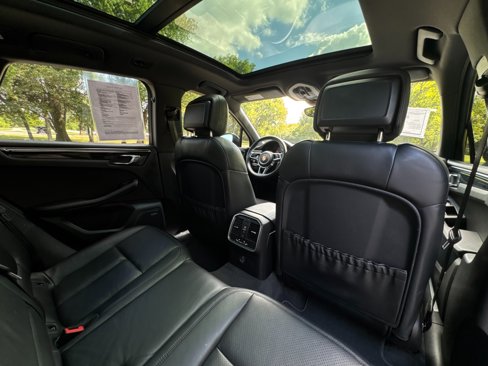 Used 2018 Porsche Macan S image 37