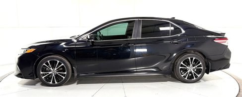 Used 2020 Toyota Camry SE w/ Convenience Package image 7