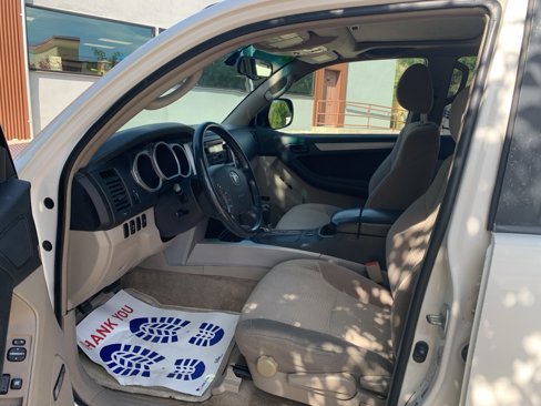 Used 2004 Toyota 4Runner SR5 image 2