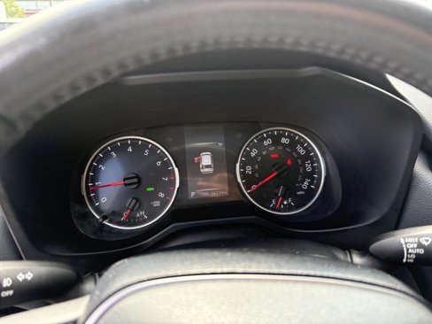 Used 2021 Toyota RAV4 XLE w/ Convenience Package image 12