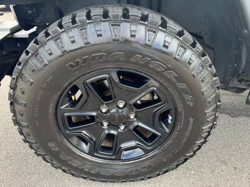 Used 2017 Jeep Wrangler Unlimited Sport image 24