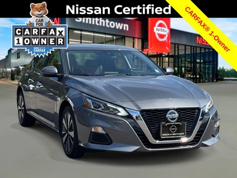 Certified 2022 Nissan Altima 2.5 SV image 1